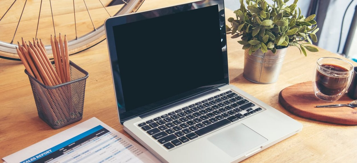 email inbox laptop